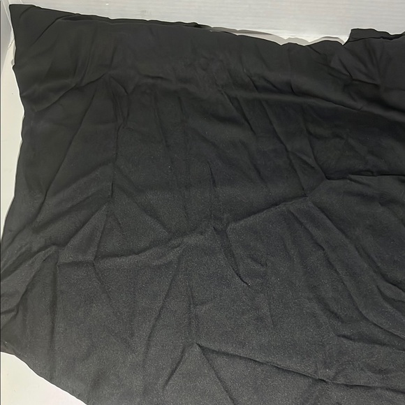 Speed Limit 98 Black Cap Sleeve Relaxed Blouse - Picture 10 of 13